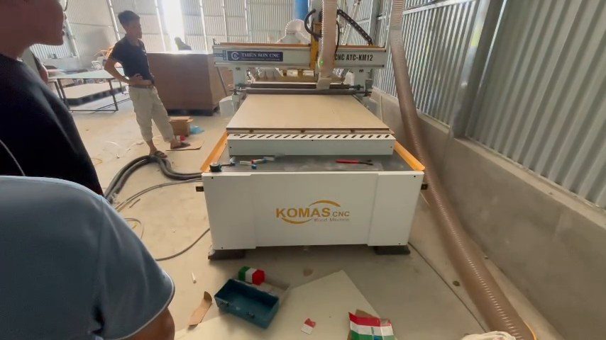 lỗi thường gặp khi nhận bàn giao máy CNC hình ảnh thực tế