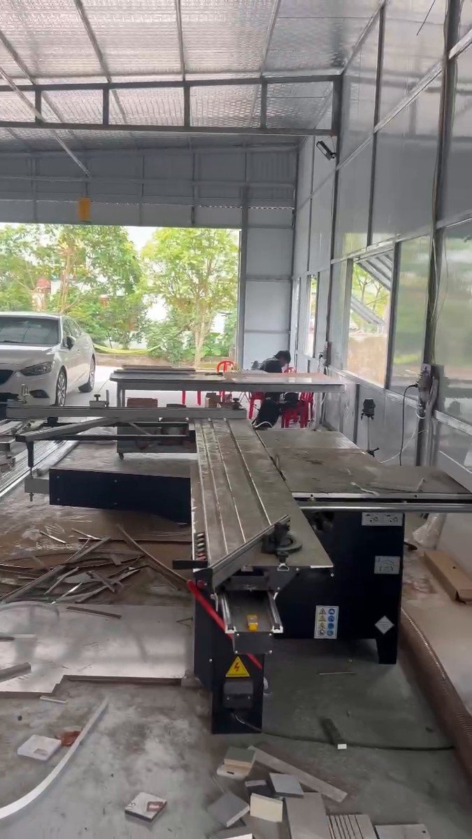 combo cưa dán cạnh khoan cam tại Bắc Giang khi chạy thử