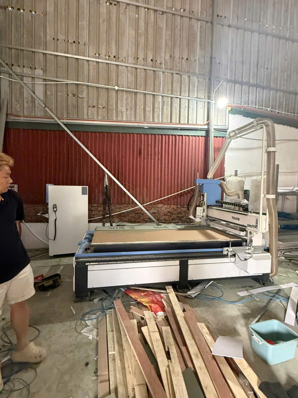 báo giá máy CNC 1 đầu hút chân không thông số máy