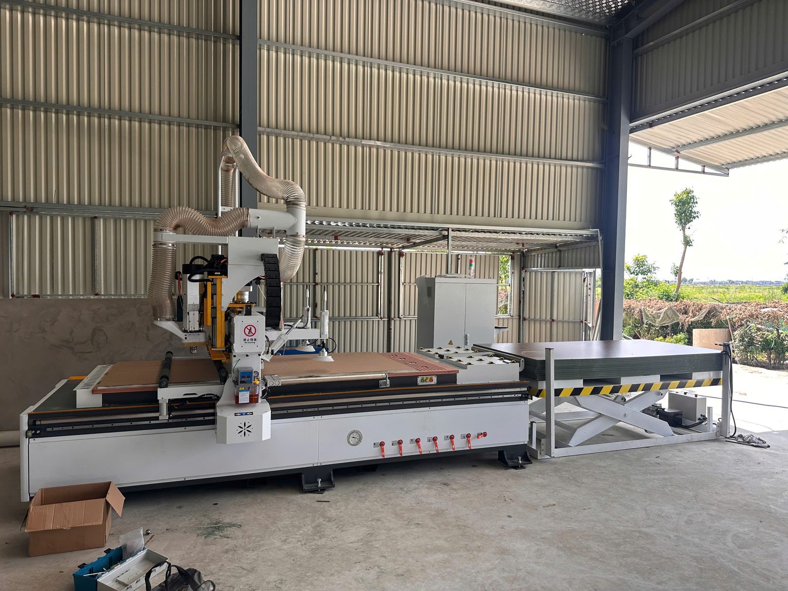 báo giá máy CNC làm tủ bếp thông số máy
