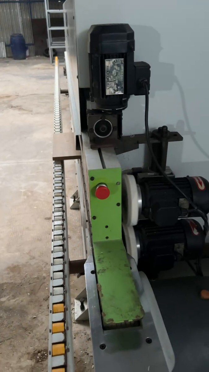 khi nào cần nâng cấp máy dán cạnh hình ảnh thực tế
