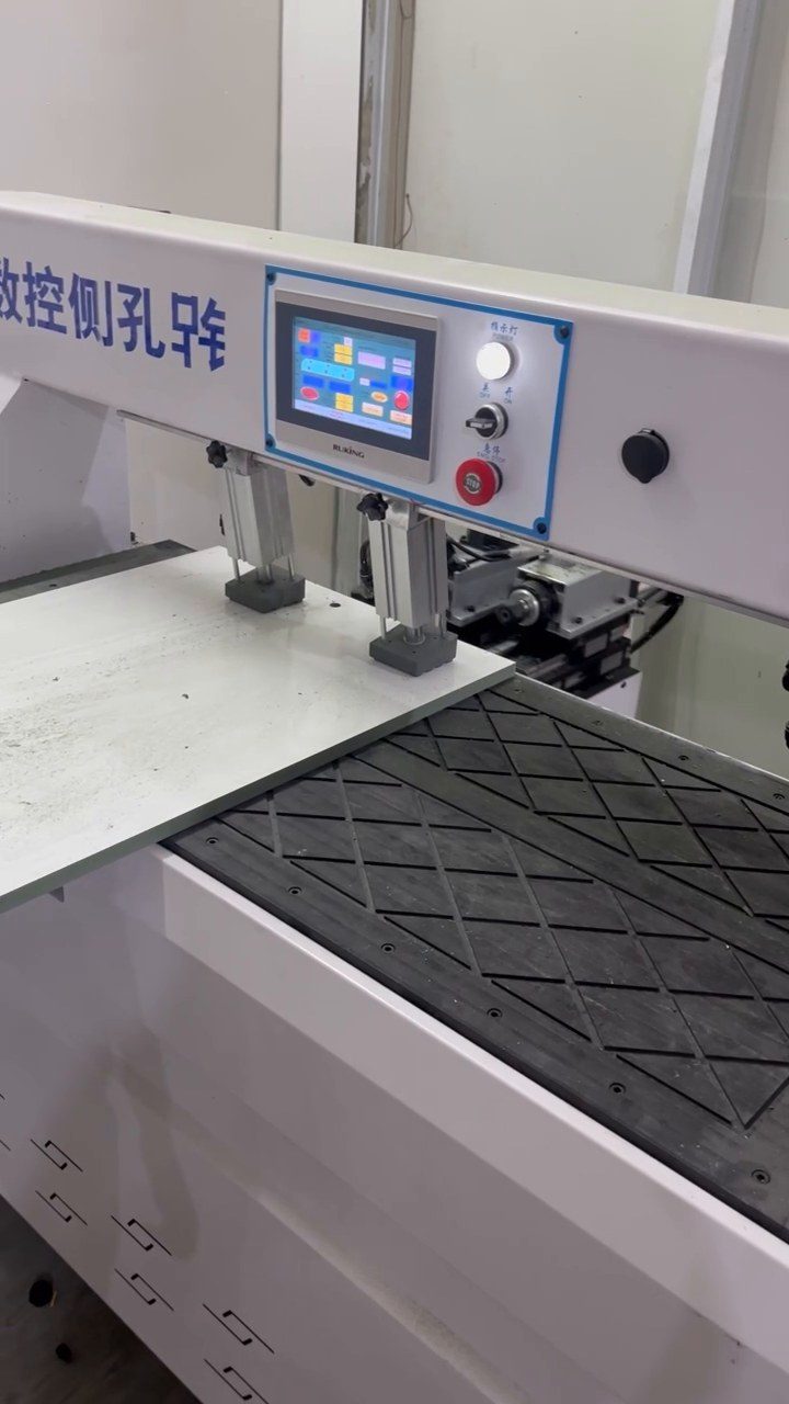 combo CNC 1 đầu dán cạnh khoan ngang thông số máy