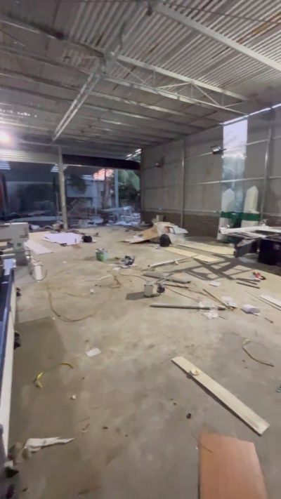 Gia Lai làm tủ bếp, tủ áo nên bố trí CNC, dán cạnh, khoan cam theo luồng nào?