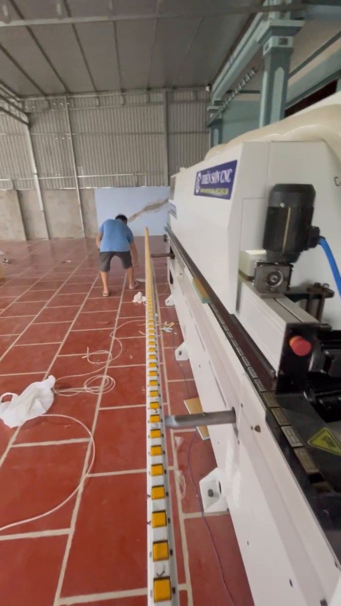 tách riêng khu CNC khu dán cạnh và khu lắp ráp hình ảnh thực tế