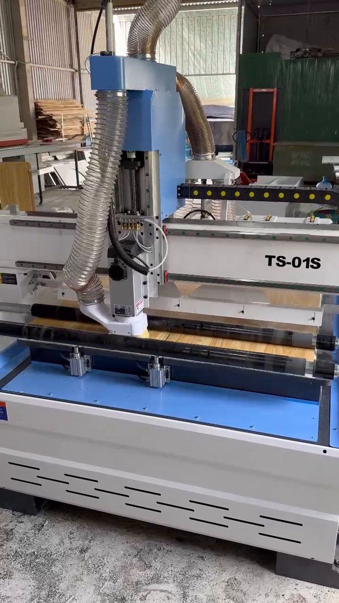 máy CNC gỗ công nghiệp giá bao nhiêu hình ảnh thực tế