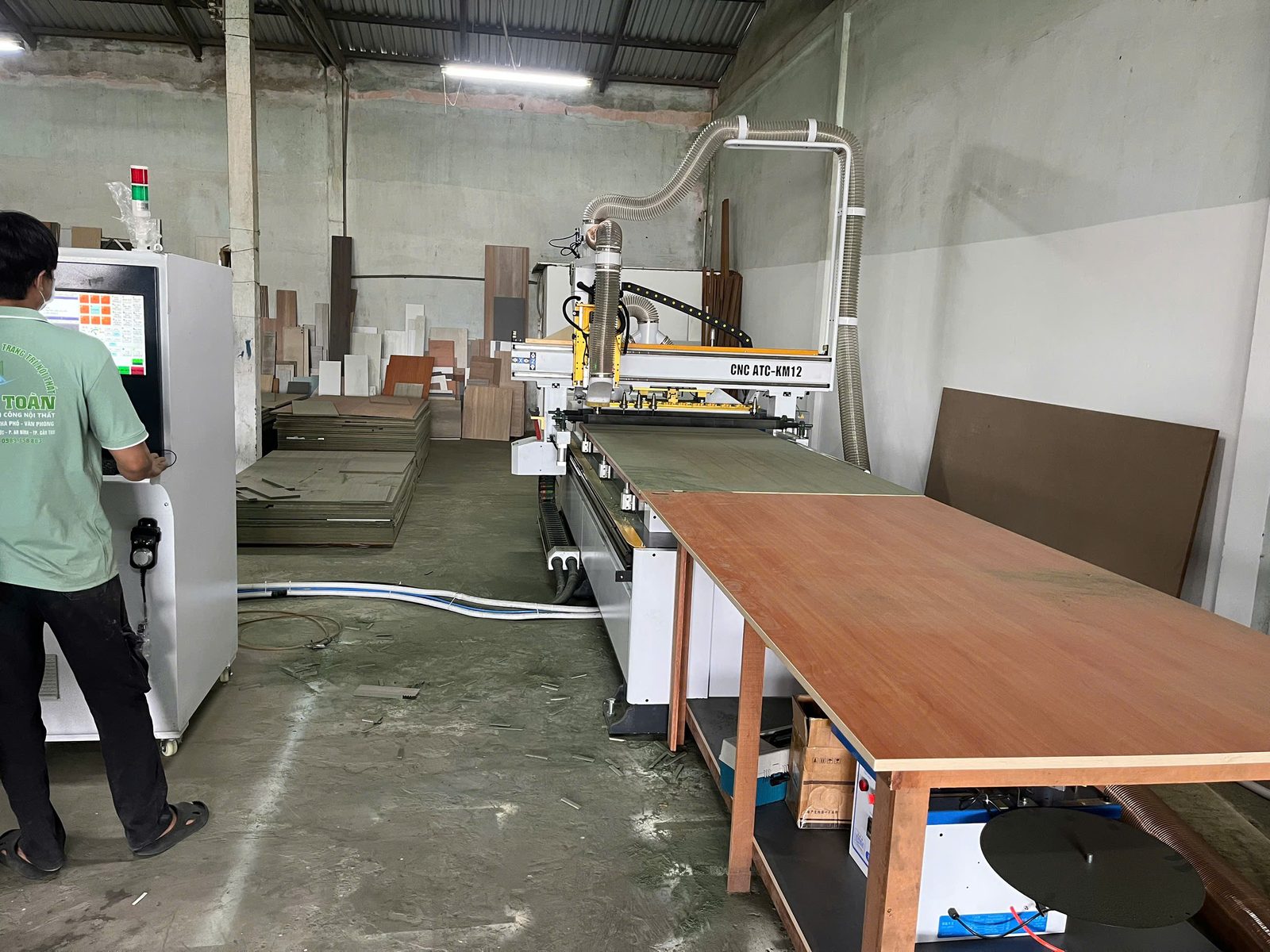 máy CNC làm tủ bếp cần những dao gì hình ảnh thực tế
