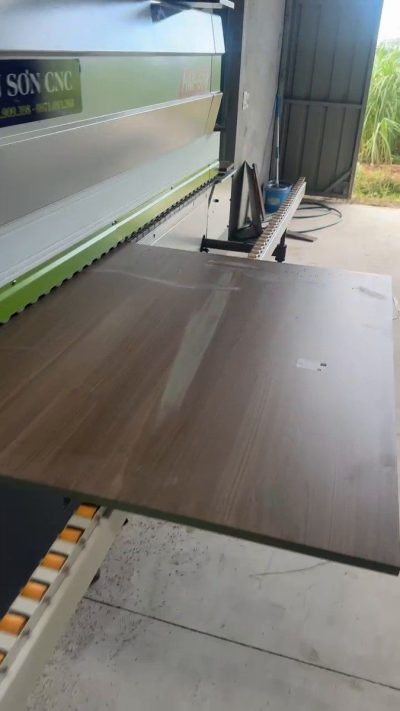 Máy dán cạnh 6 chức năng có đáng tiền hơn máy dán cạnh mini không?