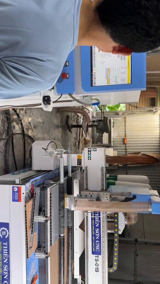 máy hút bụi CNC bị yếu lực hút khi chạy thử