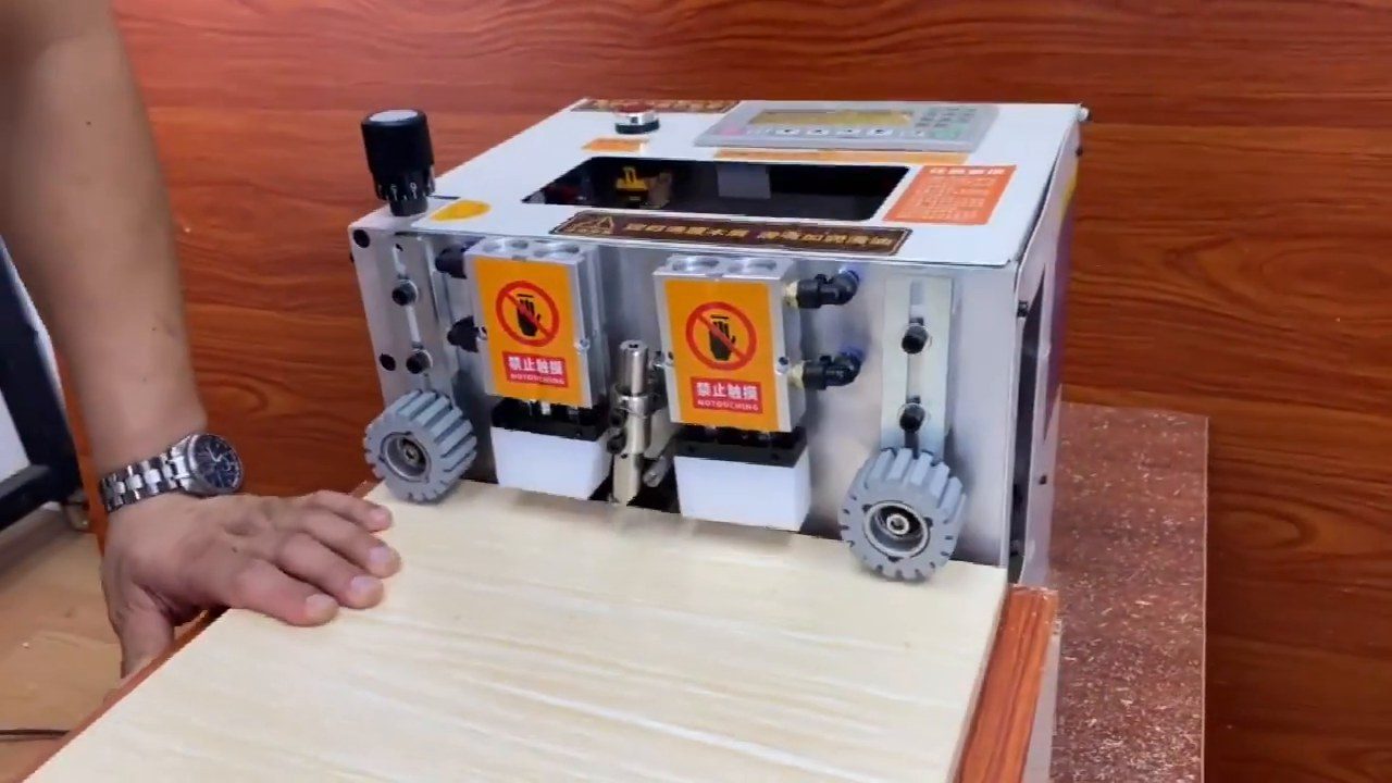 Máy khoan chốt cam 2 trong 1 giúp giảm lỗi ráp tủ như thế nào?