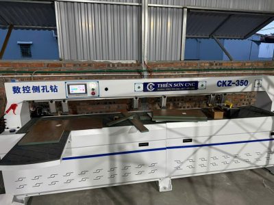Máy khoan ngang laser 2 đầu giá bao nhiêu? Xưởng nào nên đầu tư?