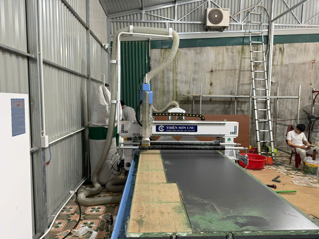 mở xưởng nội thất 300 triệu nên mua những máy gì thông số máy