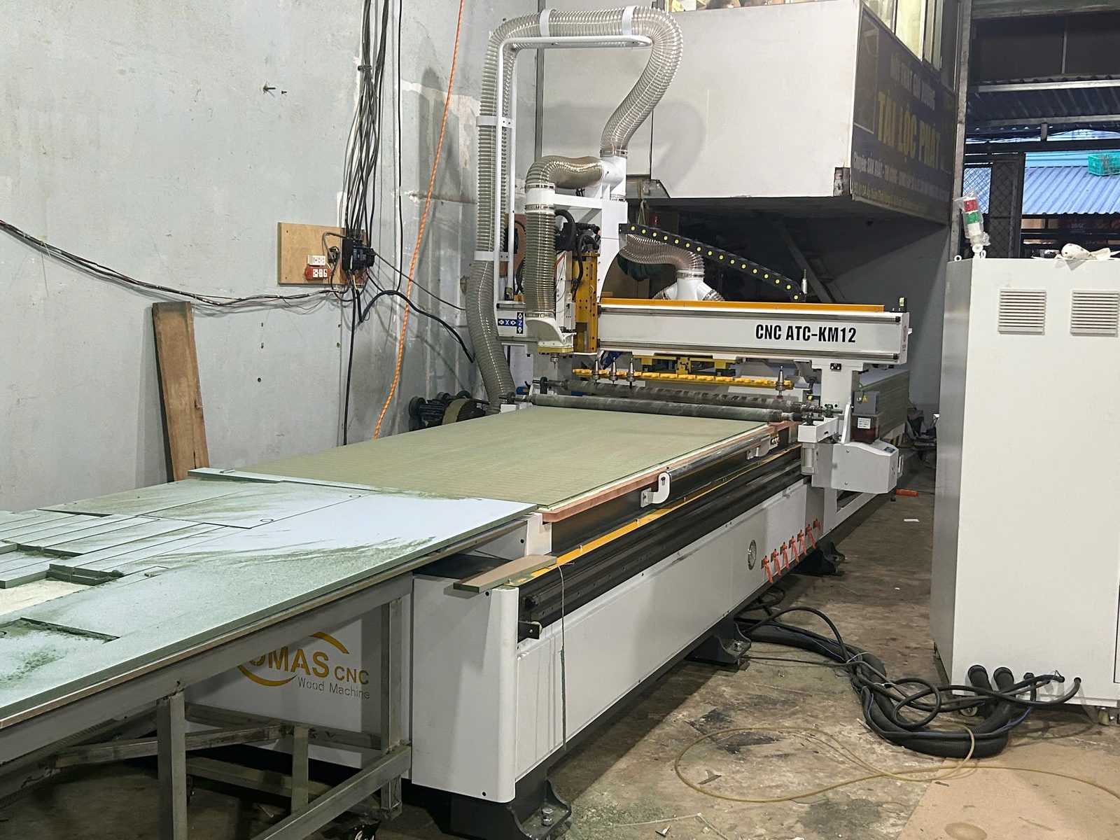 mua máy CNC tại Hải Dương thông số máy