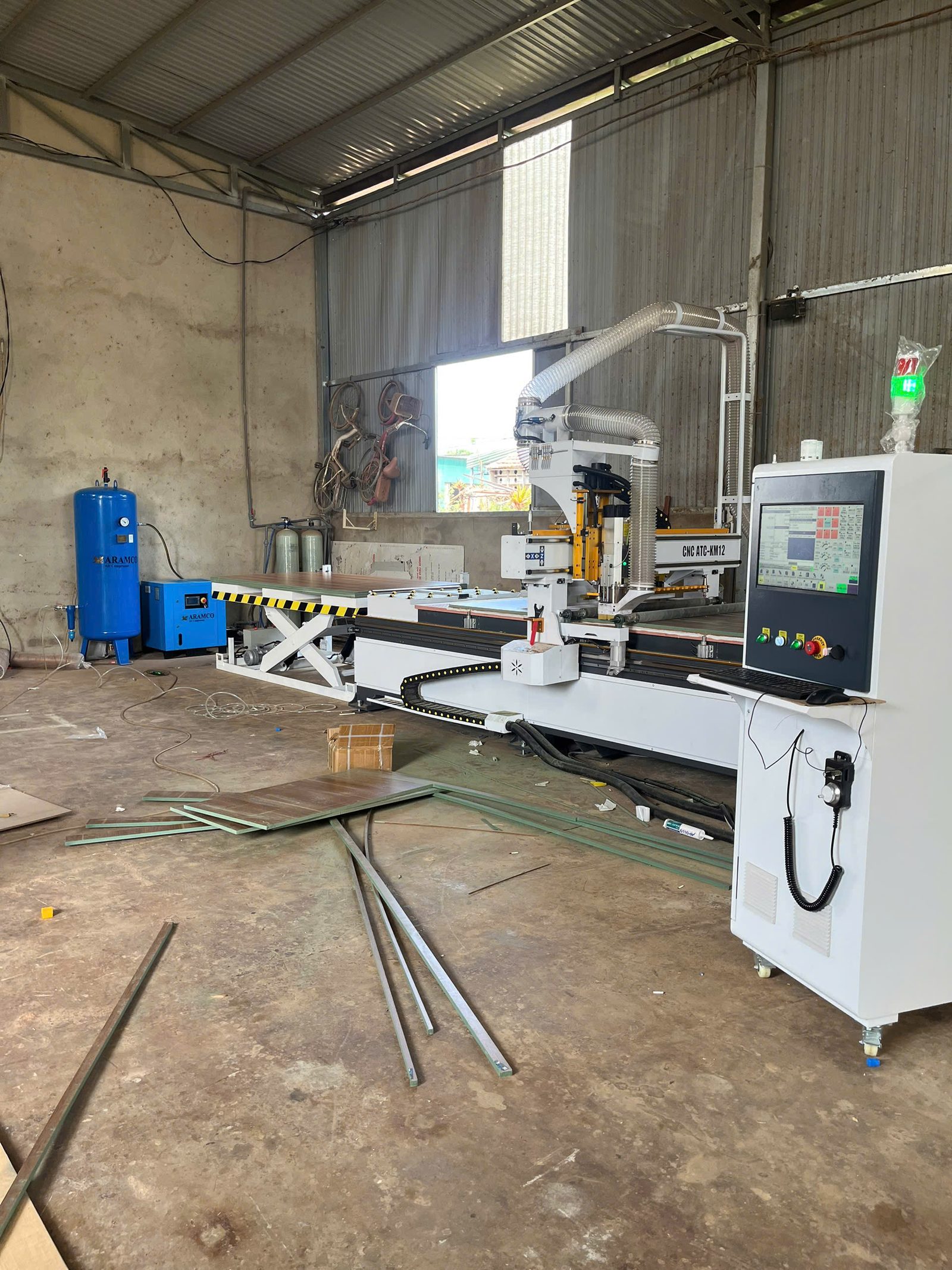 nên mua máy CNC mới hay máy CNC cũ hình ảnh thực tế