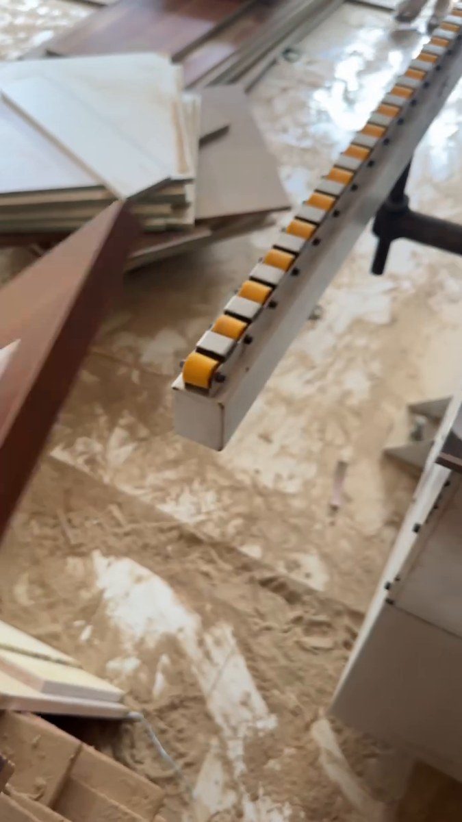 Quảng Nam làm nội thất nhà phố nên đầu tư máy CNC hay máy dán cạnh trước khi chạy thử