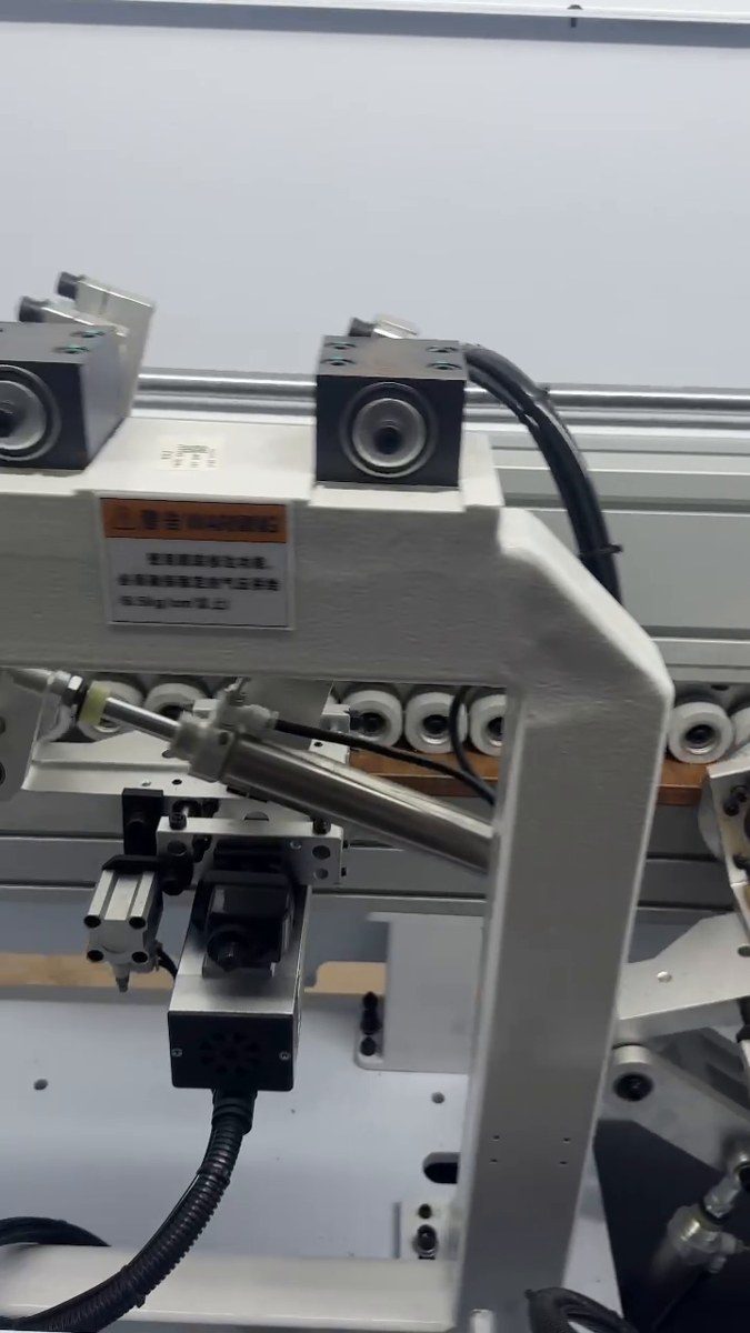 máy dán cạnh 6 chức năng hay 7 chức năng hình ảnh thực tế