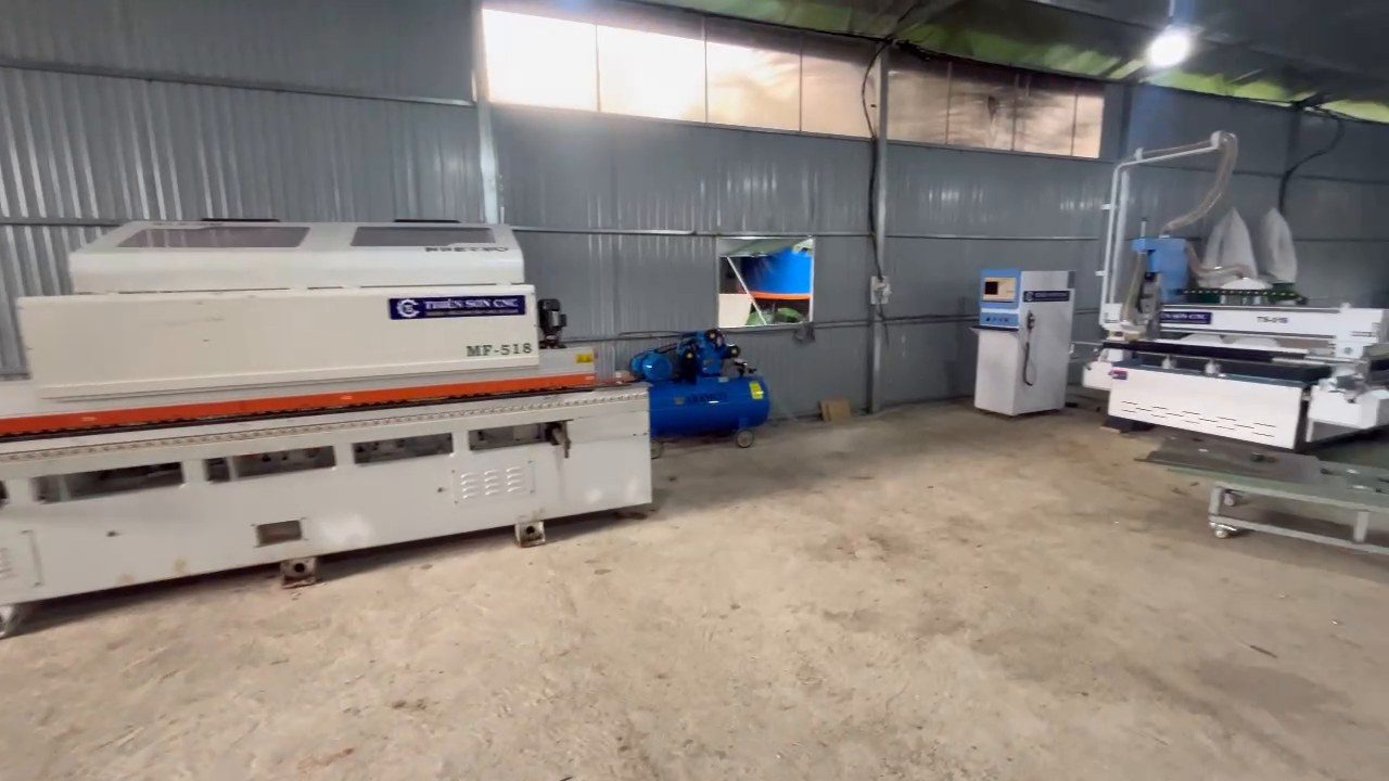 Xưởng mới nhận máy gỗ cần chuẩn bị điện, khí nén, hút bụi ra sao?